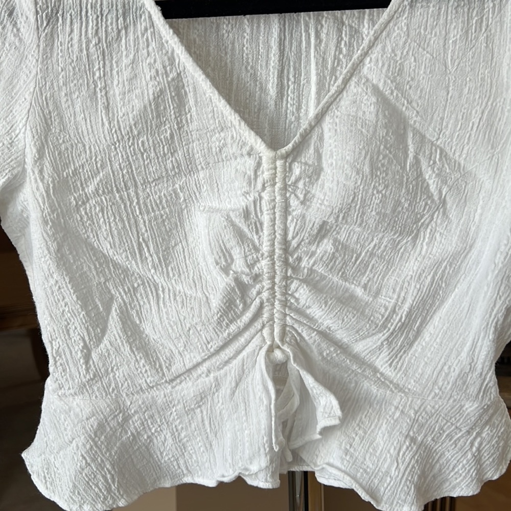 Just In White Top - Picture 4 of 7